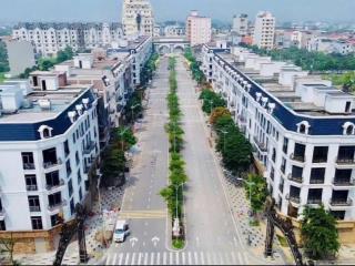 Bán nhanh lô đất hanaka  100m  sổ sẵn  giá tốt chỉ nhỉnh 6 tỷ