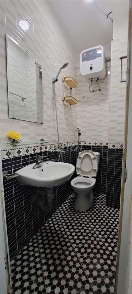 cần cho thuê căn ccmn 52m2 tại phố Thượng Đình