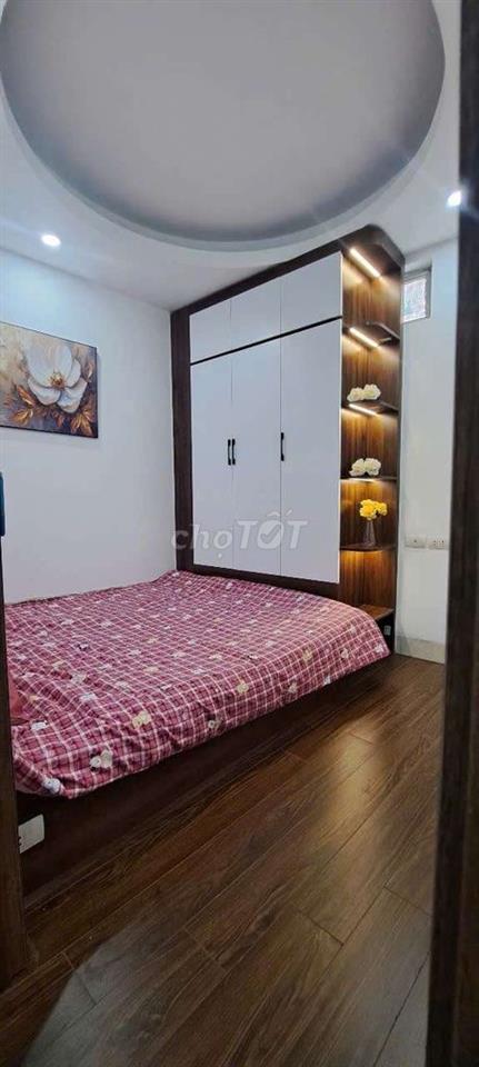 cần cho thuê căn ccmn 52m2 tại phố Thượng Đình