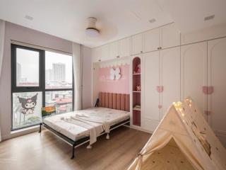 Bán căn hộ mandarin garden 172,2m2 3 ngủ  sđcc view sân vườn nội khu  tell 0904 717 ***