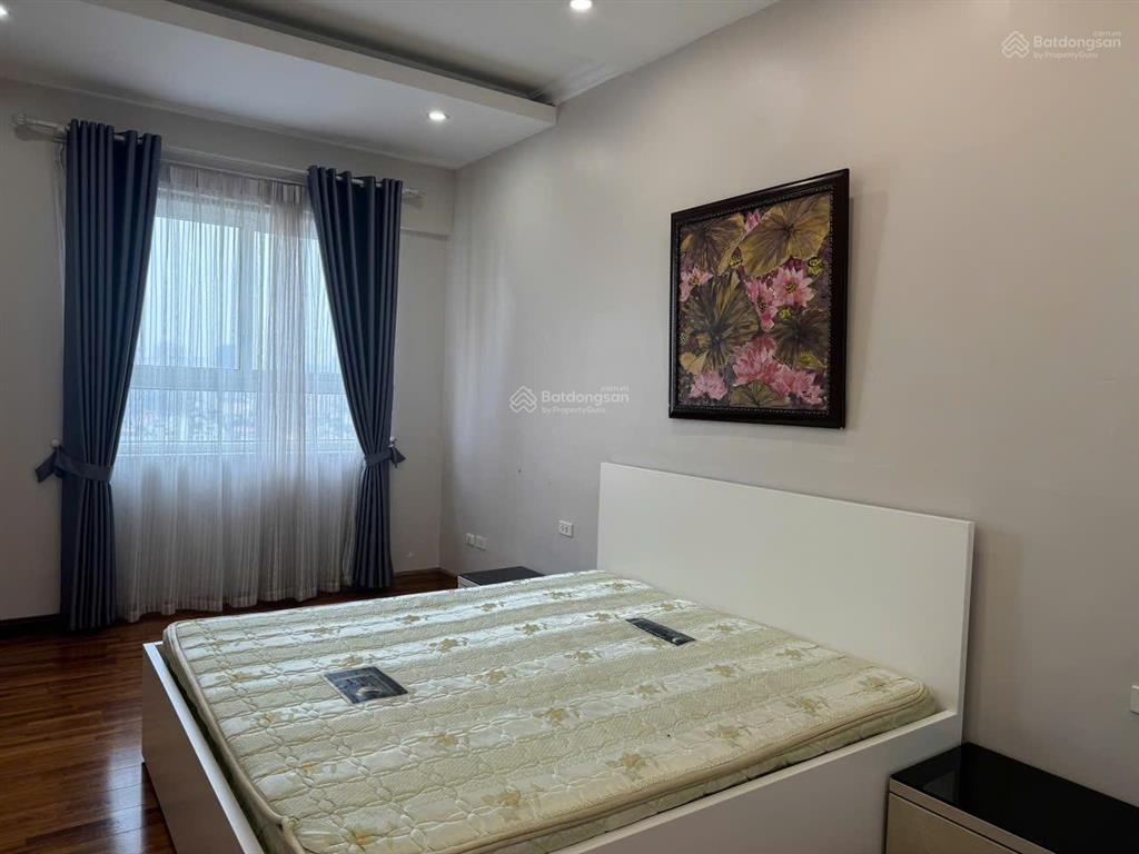 Bán căn hộ 18t2 trung hoà nhân chính, 95m2, 3n2vs, ban công đông nam, full nt  tell 0904 717 ***