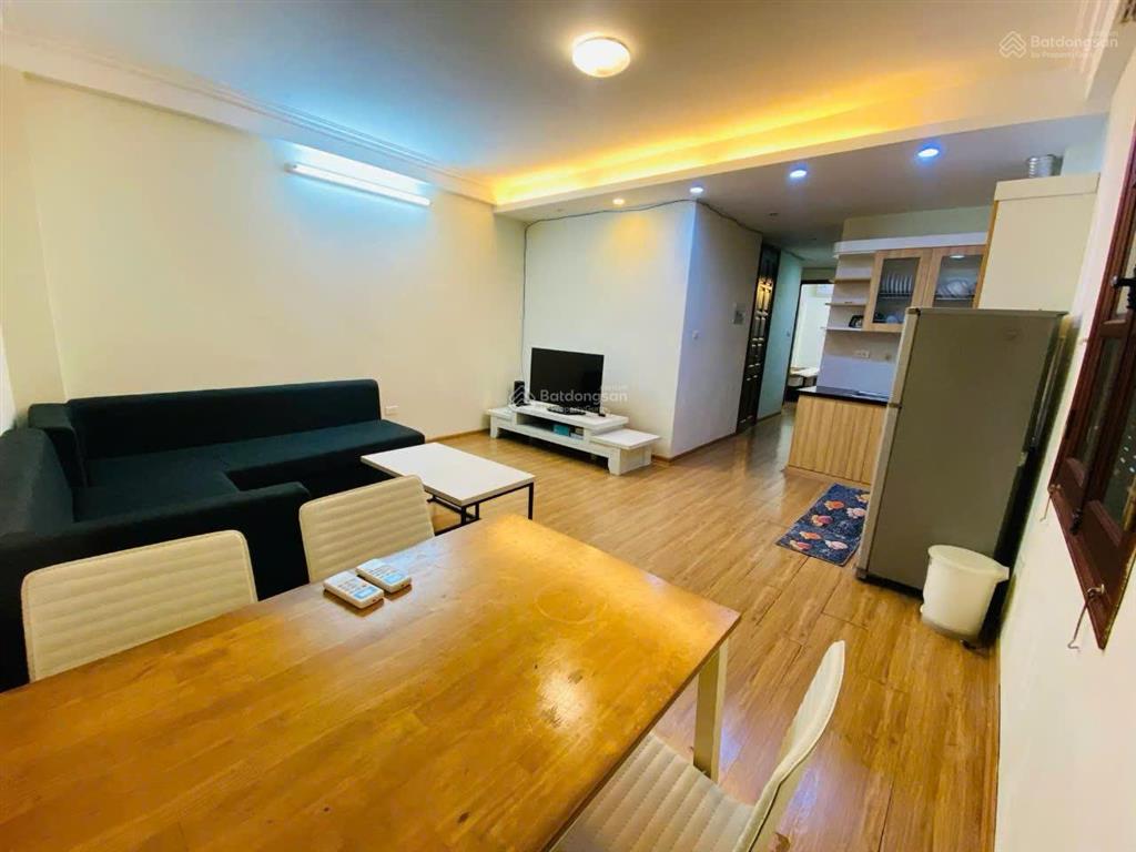 Ccmn nguyễn chí thanh 50m², phòng khách rộng, full nội thất, có thang máy giá 6tr/tháng