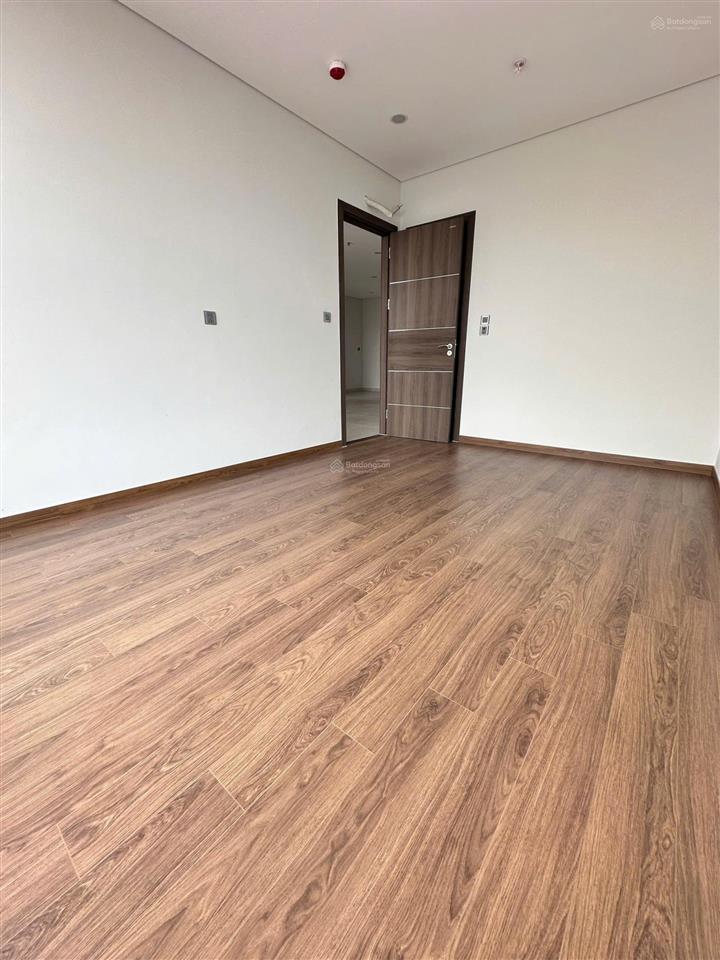 Bán căn chung cư 120m khai sơn city dt 120m2 có 3 phòng ngủ, giá 8 tỷ 550 tr bao sang tên