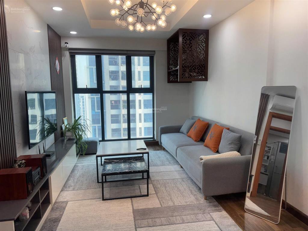 Gia đình cần bán căn hộ 2 ngủ 78m2 goldmark city tòa s3 tầng trung ban công view nội khu giá 5,5 tỷ