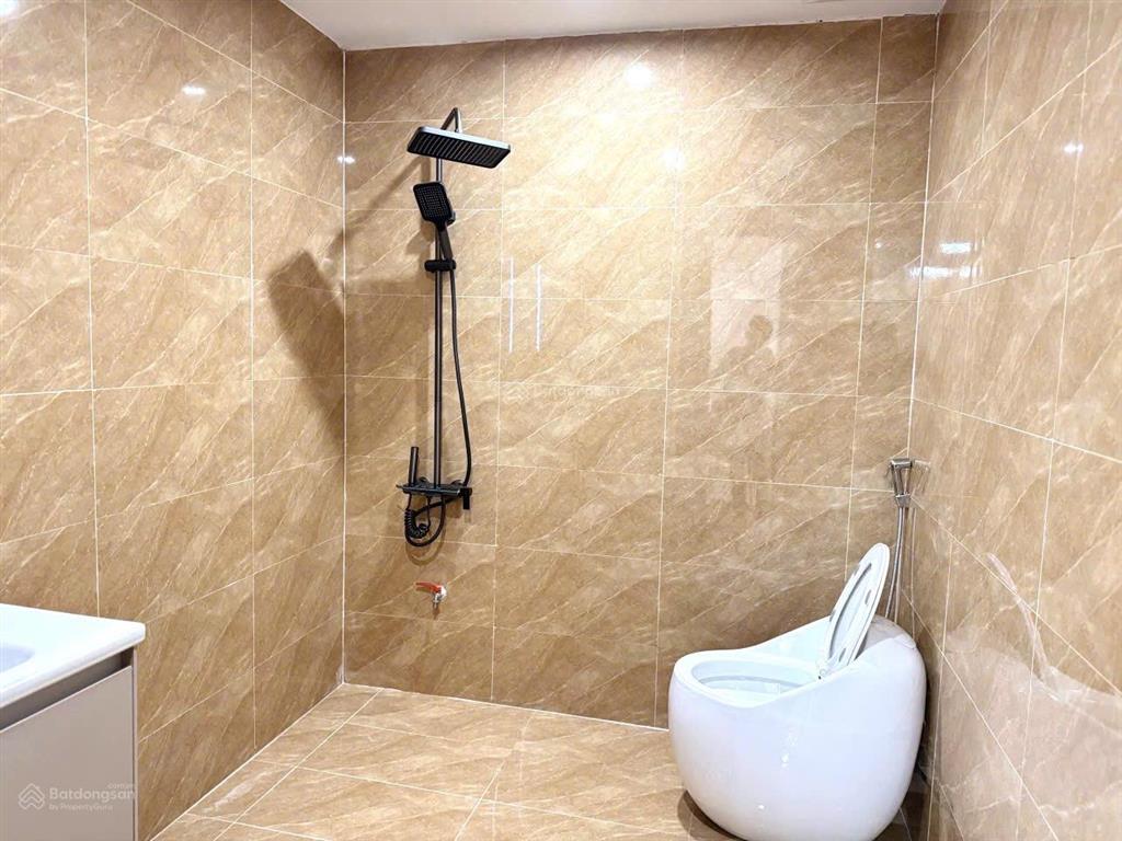 Bán căn 122m2 toà euro window số 27 trần duy hưng, cầu giấy, nhờ ace môi giới bán hộ