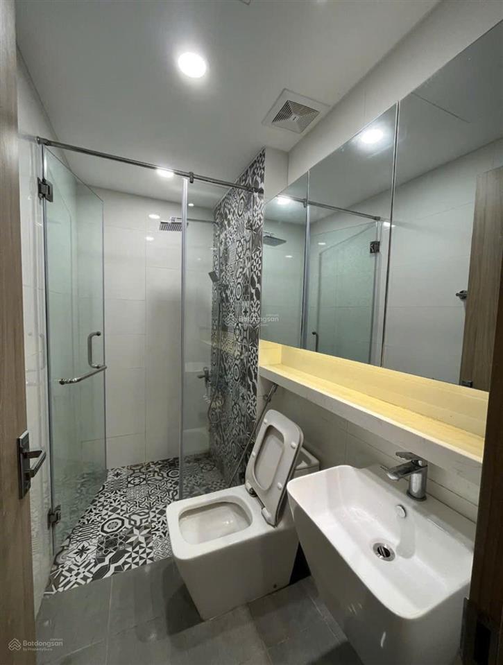 Bán căn 117m2 tòa vinata tower đường khuất duy tiến, cầu giấy, giá 11,2 tỷ.  0983 731 ***