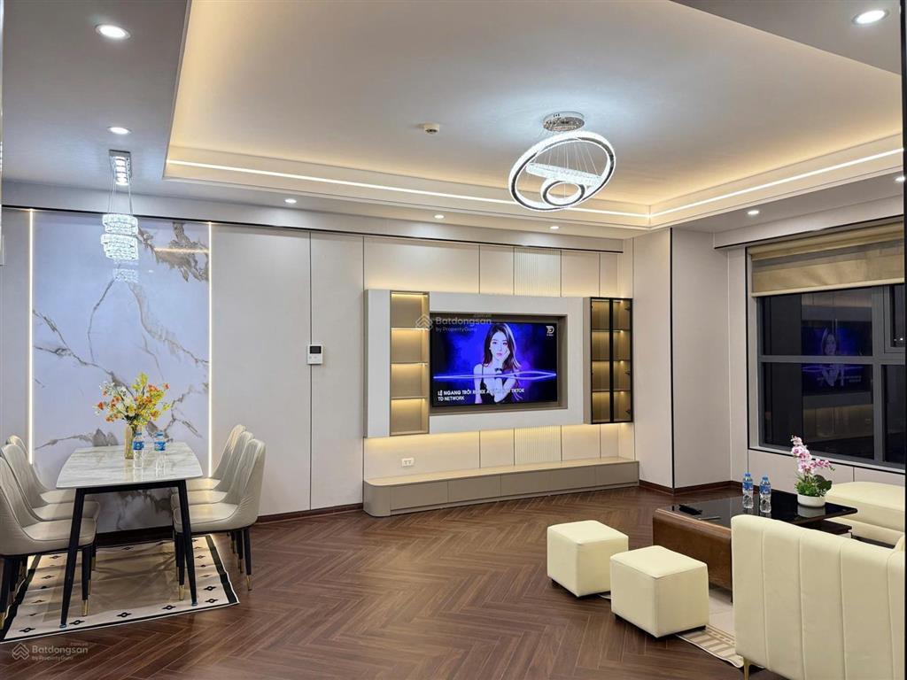 Bán căn 113m2 tòa vinata tower đường khuất duy tiến, cầu giấy, nhờ ace môi giới bán hộ.