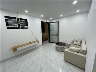 Chính chủ bán căn hộ ccmn phố khâm thiên tầng 1 mặt ngõ, đi riêng cửa với toà nhà