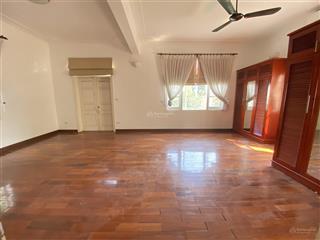 Cho thuê nhà 5 tầng diện tích 100m2 mặt tiền 10m khu phố tô ngọc vân, quảng an, tây hồ hà nội