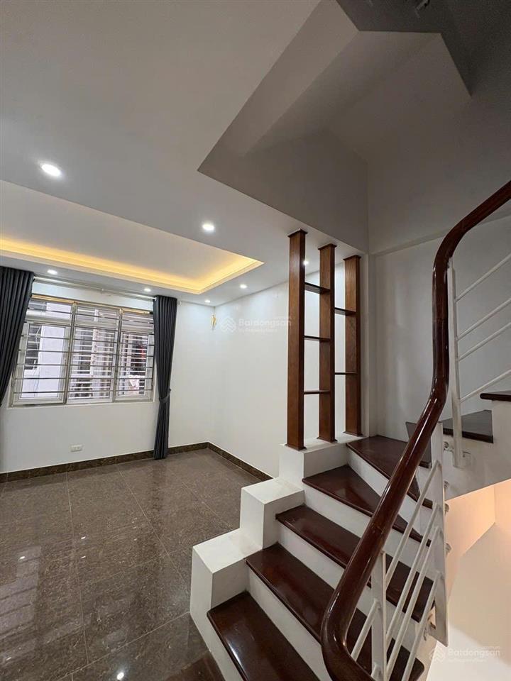 Bán nhà 5 tầng khu phố âu cơ, tây hồ, hà nội