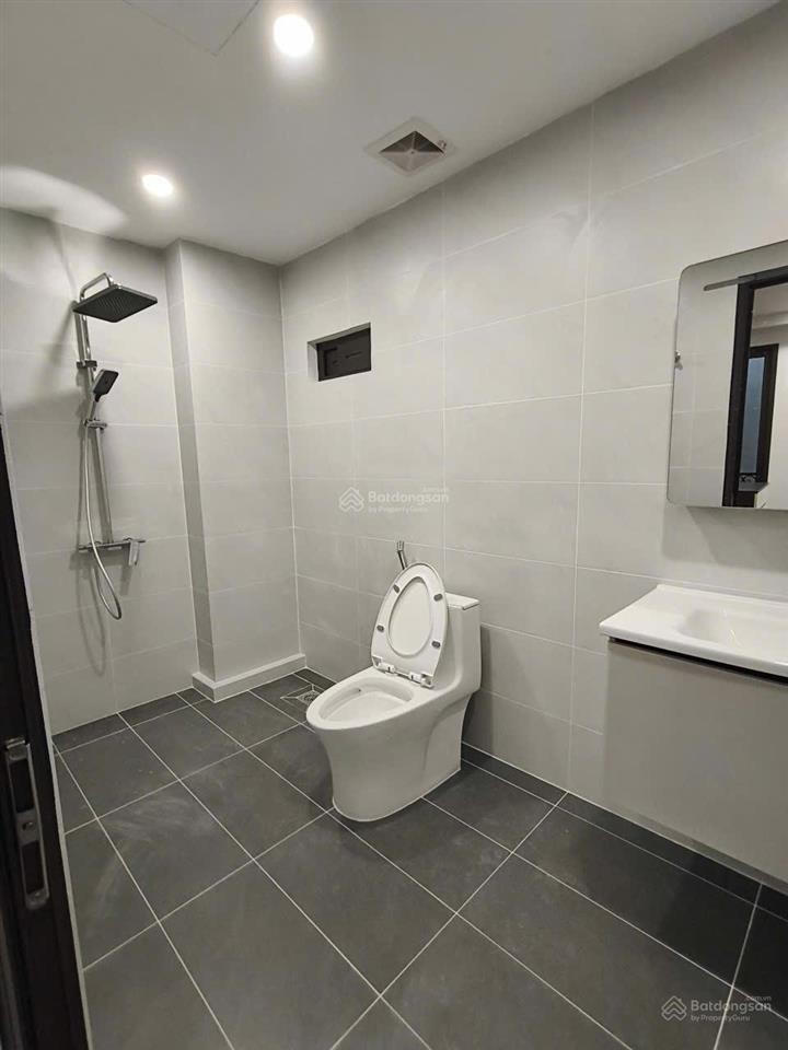 Bán nhà 6 tầng thang máy khu phố an dương vương, tây hồ, hà nội