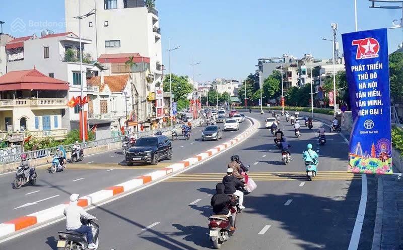 Cho thuê nhà 5 tầng mặt đường tây hồ quảng an tây hồ hà nội 0981 222 ***