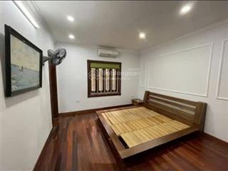 Cho thuê nhà sân vườn 2 tầng diện tích 500m2 khu phố  âu cơ,  tây hồ  hà nội 0981 222 ***