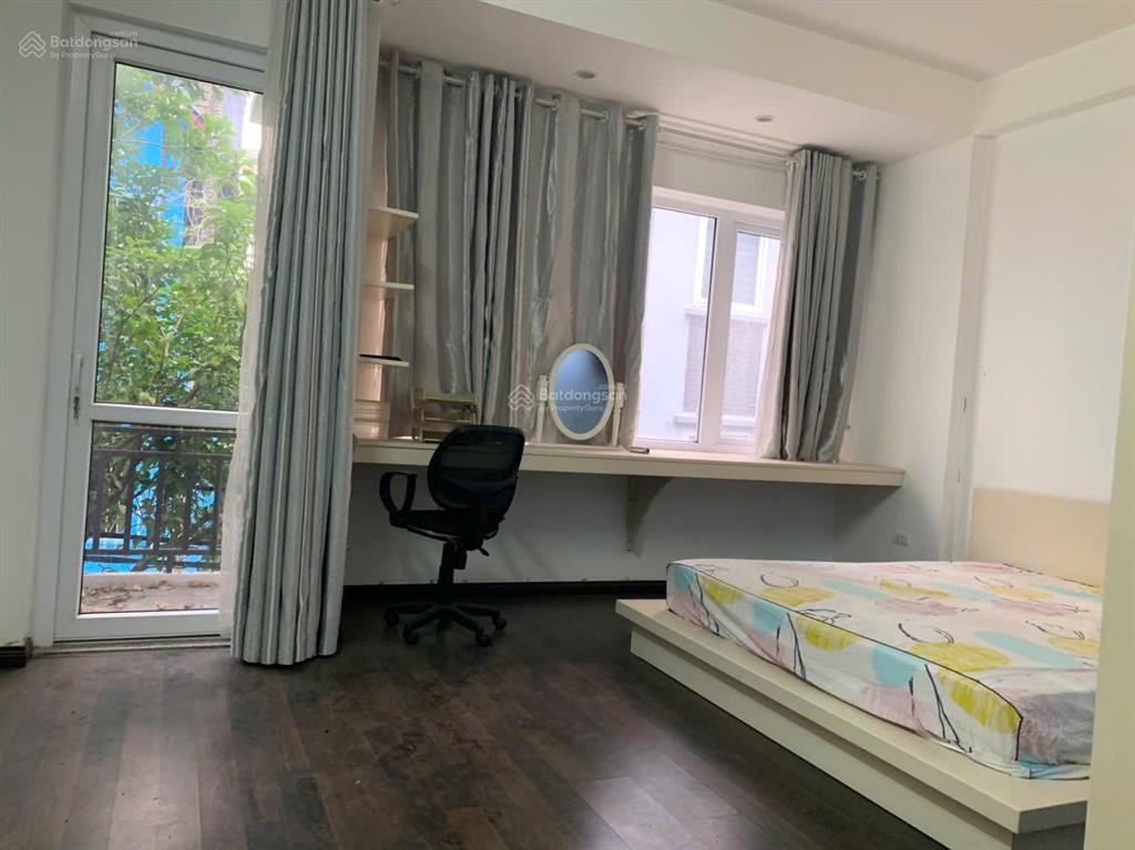 Cho thuê nhà nguyên căn 4 tầng khu phố tứ liên, tây hồ, hà nội 0981 222 ***