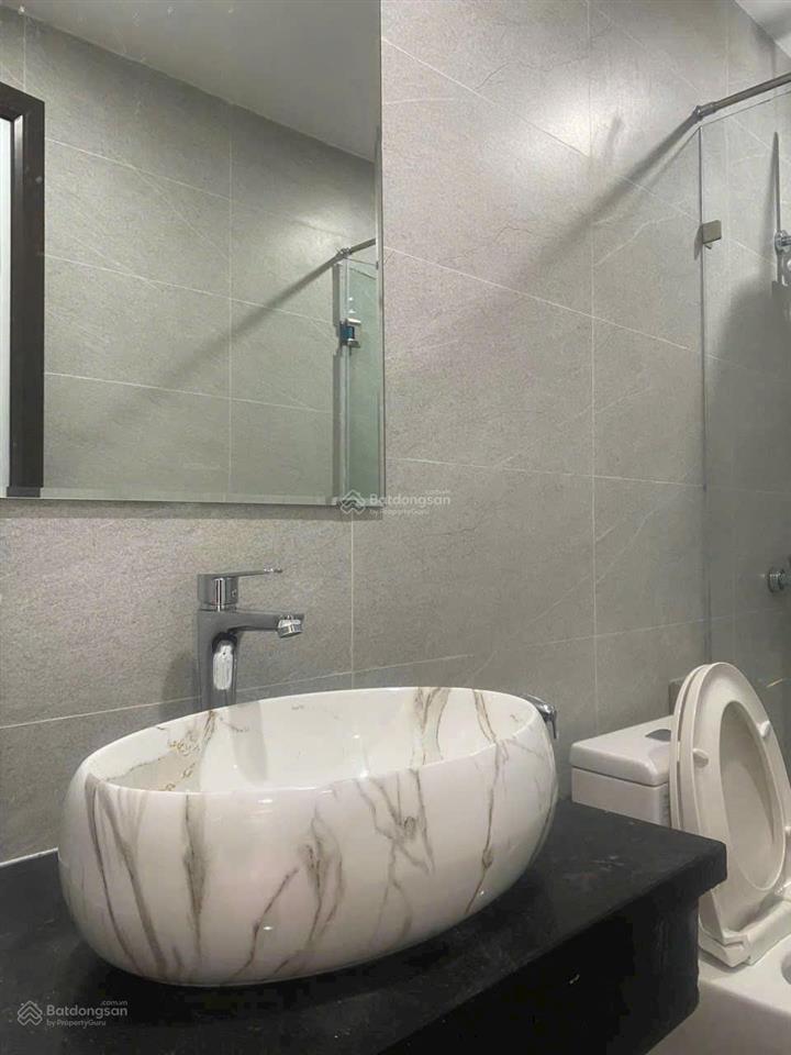Cho thuê nhà 6 tầng diện tích 35m2 âu cơ, tây hồ, hà nội 0981 222 ***