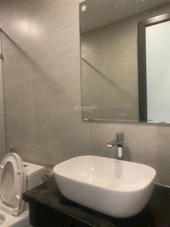 Cho thuê nhà 6 tầng diện tích 35m2 âu cơ, tây hồ, hà nội 0981 222 ***