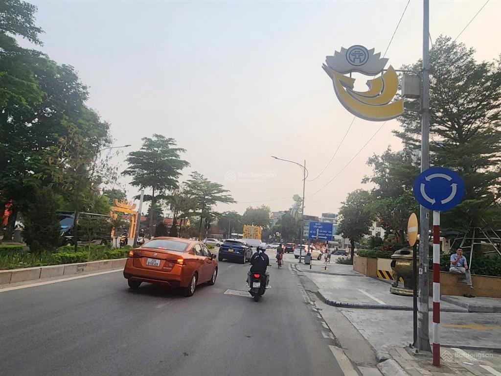 Cho thuê nhà 5 tầng mặt phố trấn vũ  ba đình  hà nội 0981 222 ***