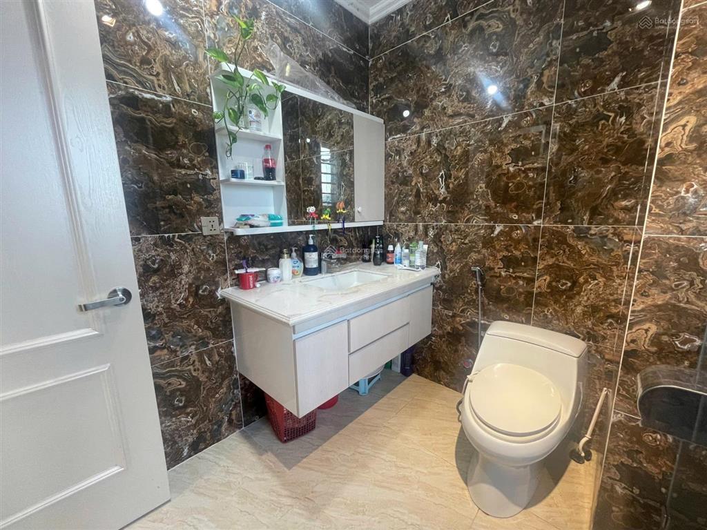 Bán căn hộ cao cấp veam tây hồ  689 lạc long quân  hà nội 0981 222 ***