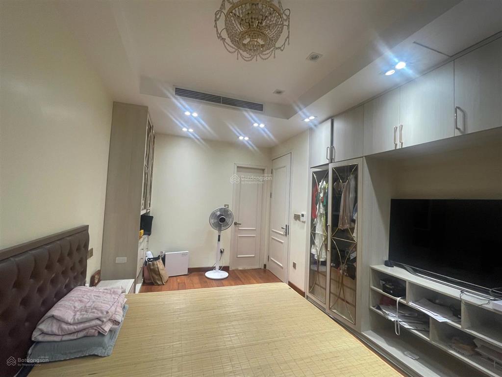 Bán căn hộ cao cấp veam tây hồ  689 lạc long quân  hà nội 0981 222 ***