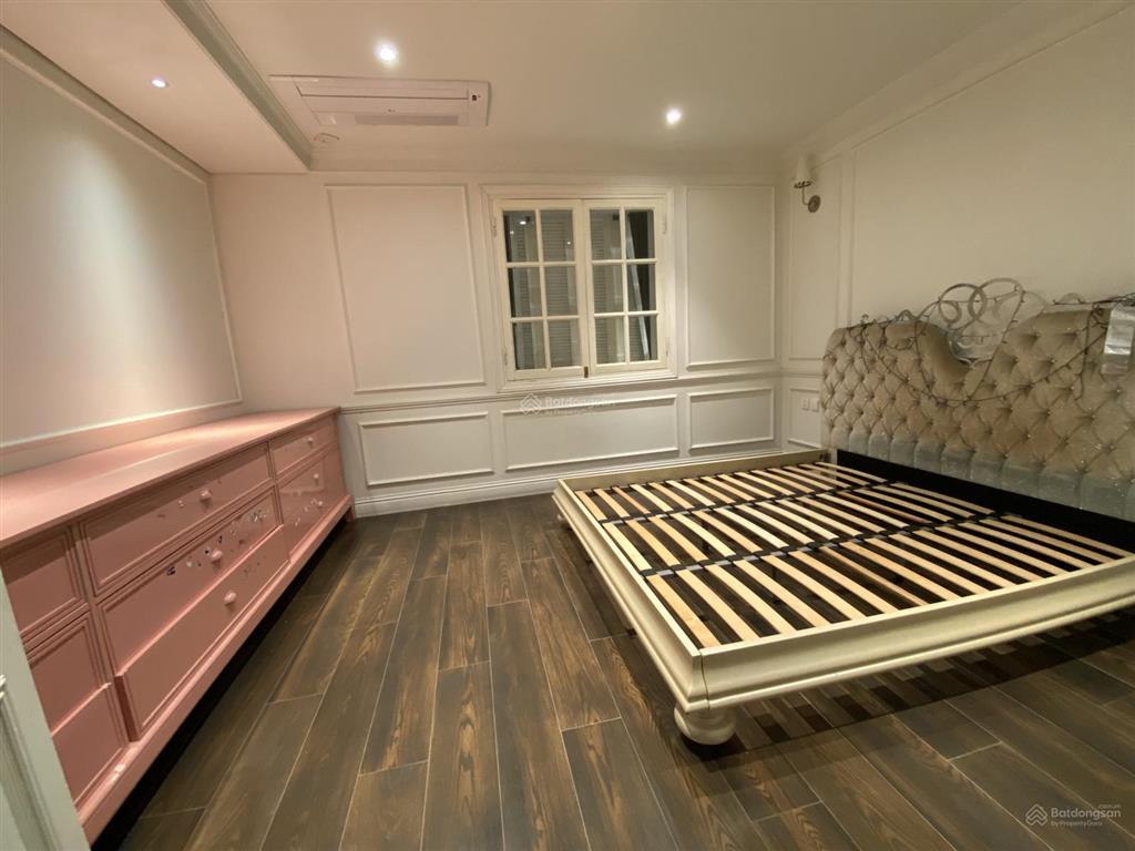 Cho thuê nhà 5 tầng mặt đường tây hồ  quảng an  tây hồ  hà nội 0981 222 ***