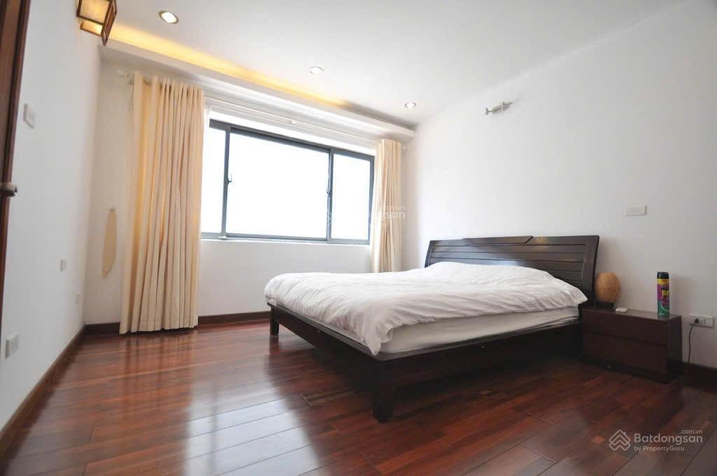 Bán toà nhà căn hộ 8 tầng diện tích 260,8m2. mặt tiền 10m khu phố, quảng an, tây hồ  hà nội