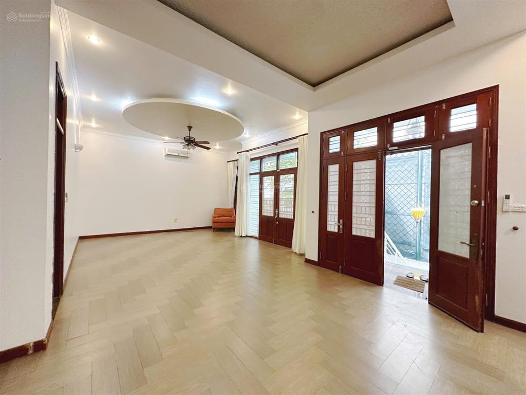 Cập nhật các căn biệt thự và nhà cho thuê  tây hồ  hà nội 0981 222 ***