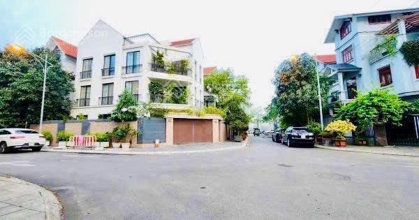 Bán biệt thự 4 tầng khu phố lạc long quân tây hồ hà nội 0981 222 ***
