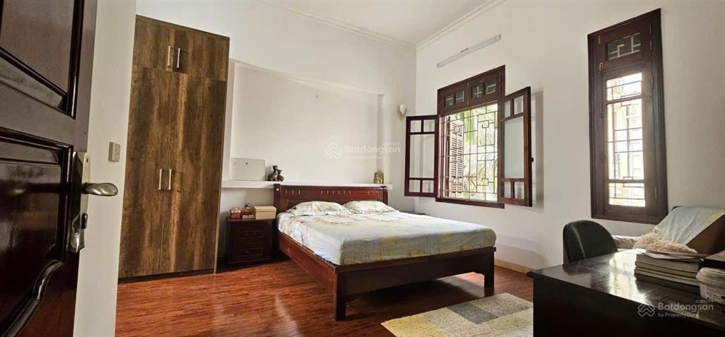Bán nhà 4 tầng diện tích 100m2 mt 8.6m khu phố lạc long quân  tây hồ  hà nội 098122206