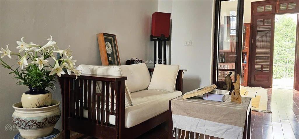 Bán nhà 4 tầng diện tích 100m2 mt 8.6m khu phố lạc long quân  tây hồ  hà nội 098122206