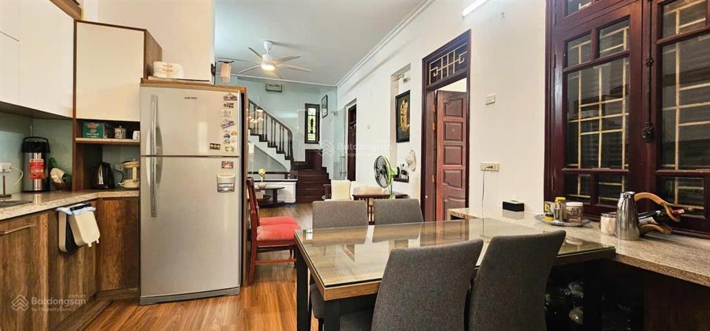Bán nhà 4 tầng diện tích 100m2 mt 8.6m khu phố lạc long quân  tây hồ  hà nội 098122206