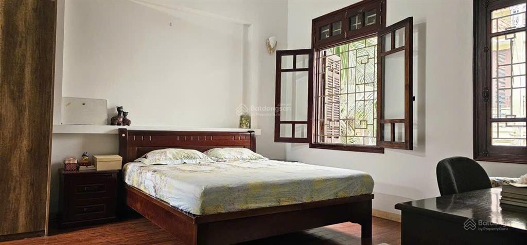 Bán nhà 4 tầng diện tích 100m2 mt 8.6m khu phố lạc long quân  tây hồ  hà nội 098122206