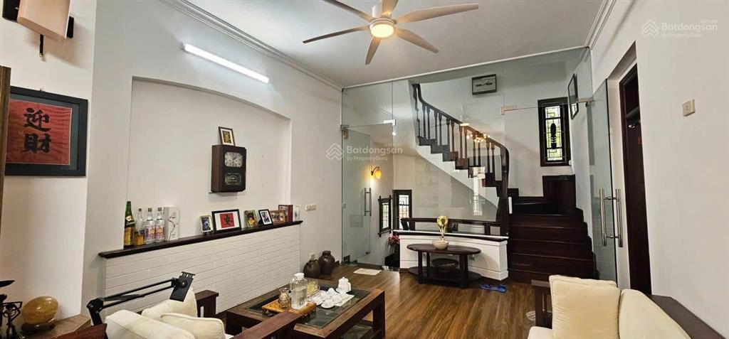 Bán nhà 4 tầng diện tích 100m2 mt 8.6m khu phố lạc long quân  tây hồ  hà nội 098122206