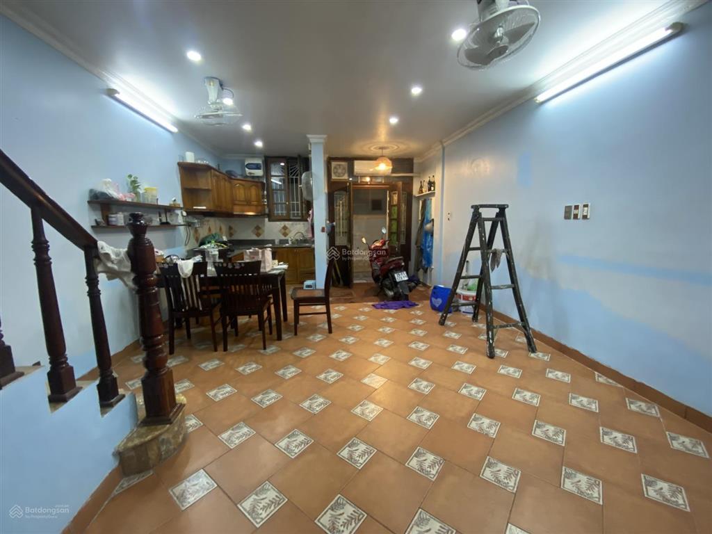 Cho thuê nhà 5 tầng khu phố âu cơ  tây hồ  hà nội  0981 222 ***