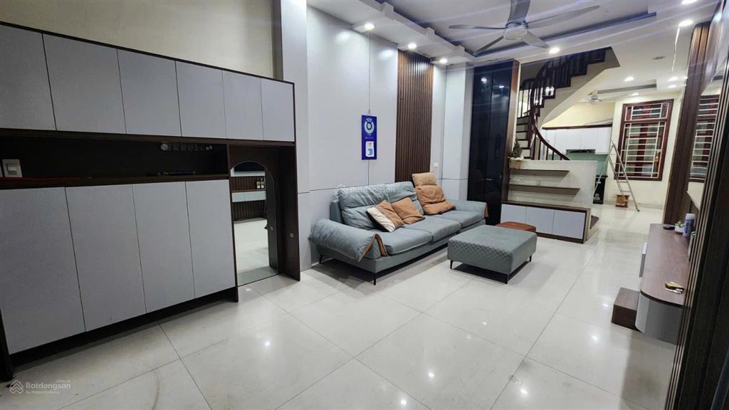 Cho thuê nhà nguyên căn 4 tầng full nội thất tứ liên, tây hồ, hà nộ0981 222 ***