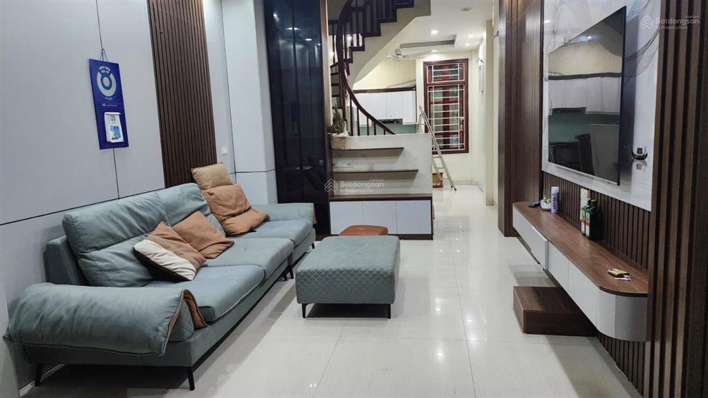 Cho thuê nhà nguyên căn 4 tầng full nội thất tứ liên, tây hồ, hà nộ0981 222 ***