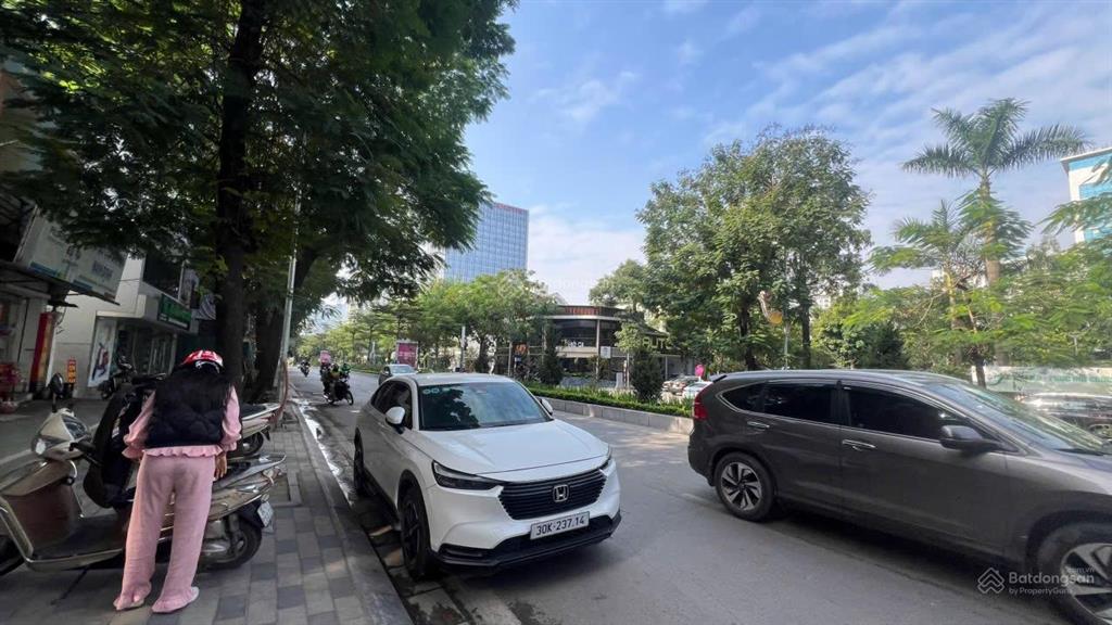 Bán biệt thự 3 tầng khu phố lạc long quân  tây hồ  hà nội 0981 222 ***