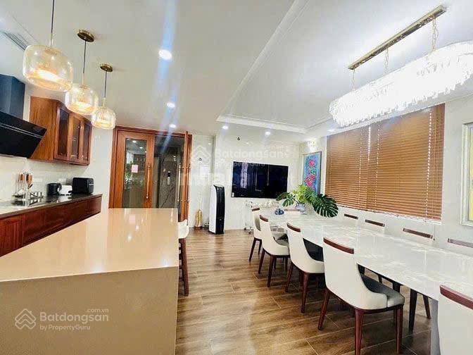 Cho thuê toà building 11 tầng diện tích 150m2 mặt phố triệu việt vương  hai bà trưng  hà nội