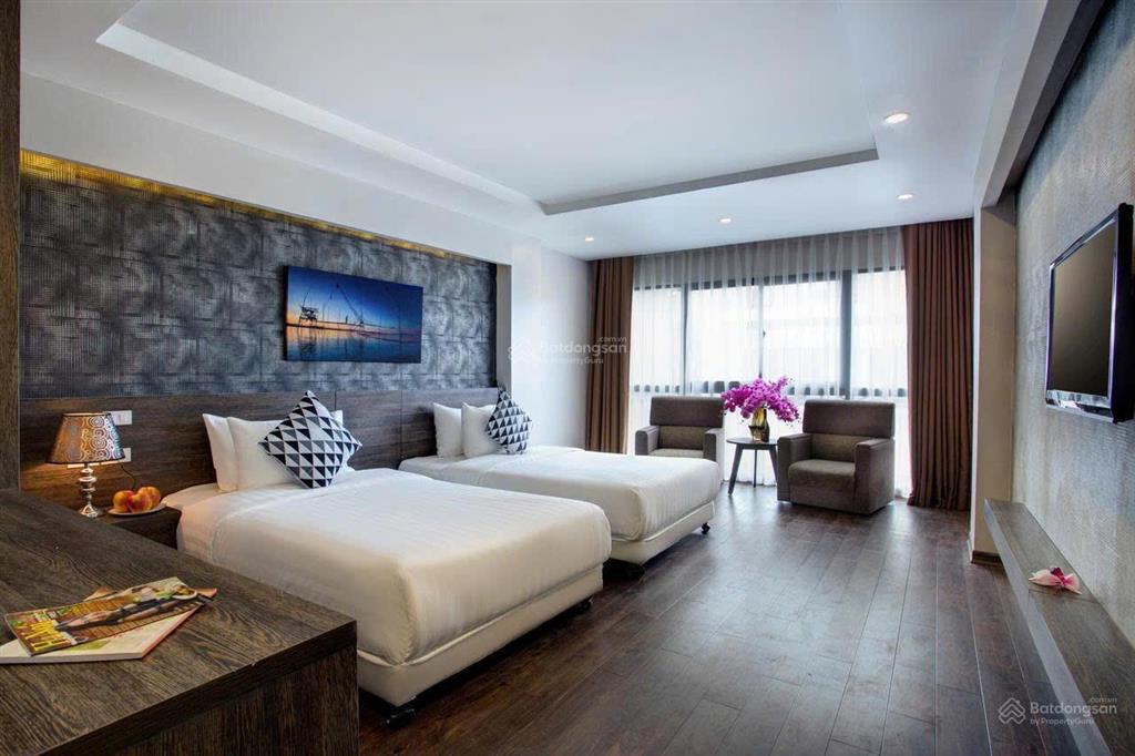 Cho thuê khách sạn 10 tầng trung tâm hai bà trưng  khu vực khách quốc tế đông đúc  hà nội