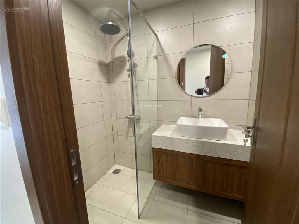 Cho thuê khách sạn 8 tầng khu phố lạc long quân  tây hồ  hà nội  0981 222 ***