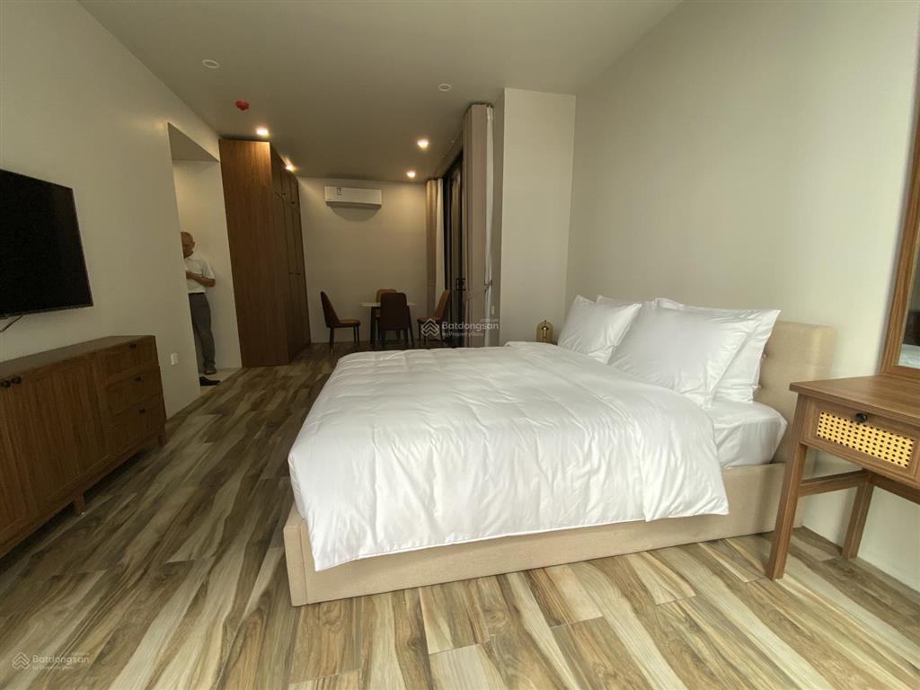 Cho thuê khách sạn 8 tầng khu phố lạc long quân  tây hồ  hà nội  0981 222 ***