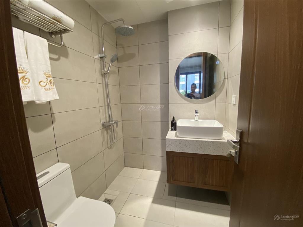 Cho thuê khách sạn 8 tầng khu phố lạc long quân  tây hồ  hà nội  0981 222 ***