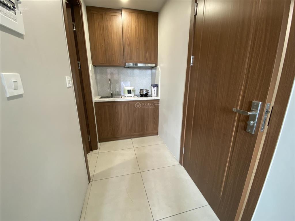 Cho thuê khách sạn 8 tầng khu phố lạc long quân  tây hồ  hà nội  0981 222 ***