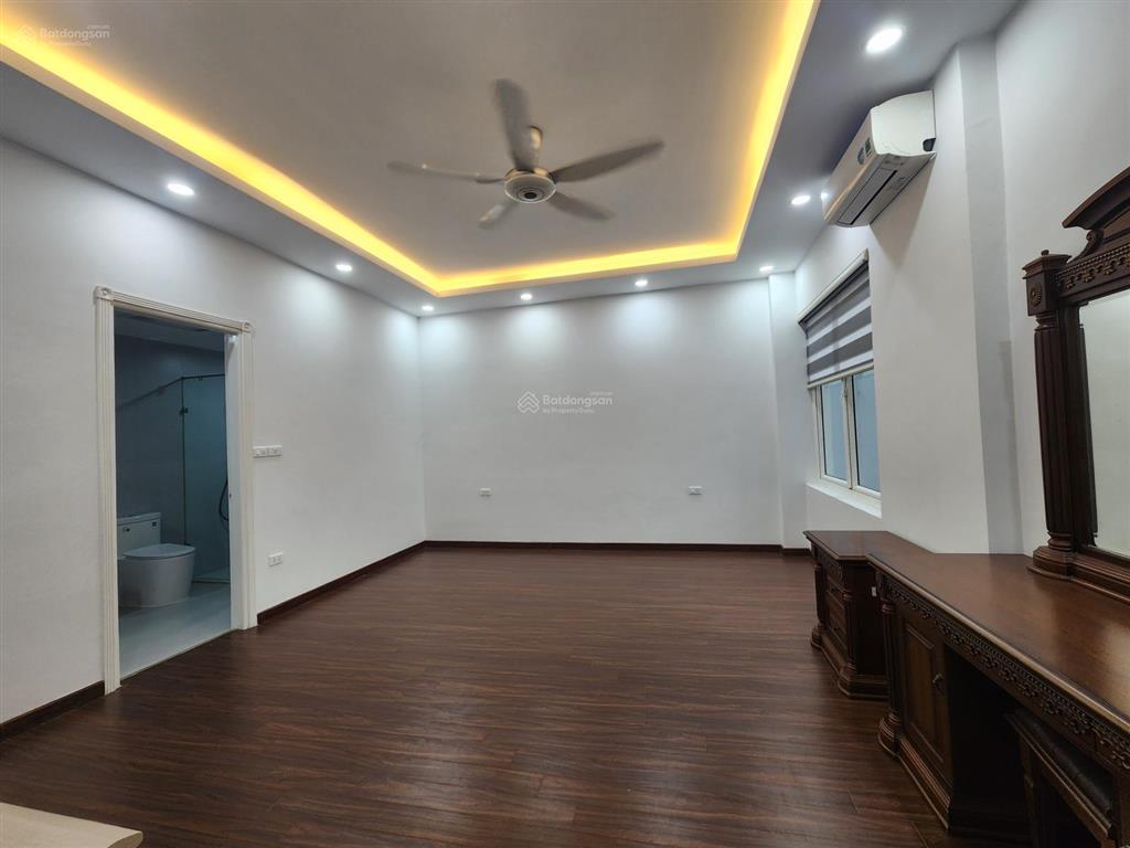 Cho thuê nhà khu phố âu cơ  tây hồ  hà nội