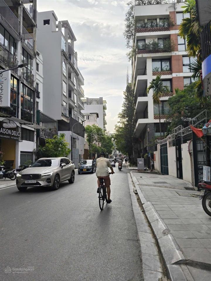 Bán biệt thự 4.5 tầng, hồ bơi, sân vườn khu quảng an, tô ngọc vân, tây hồ, hà nội 0981 222 ***