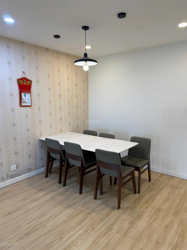 Bán căn hộ diện tích 118m² tầng cao tòa novo kosmo tây hồ, xuân la, hà nội