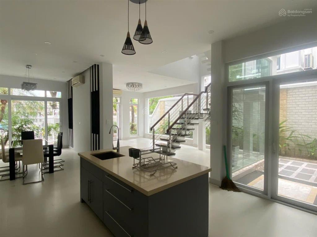 Cho thuê biệt thự  kđt ciputra  tây hồ  hà nội 0981 222 ***