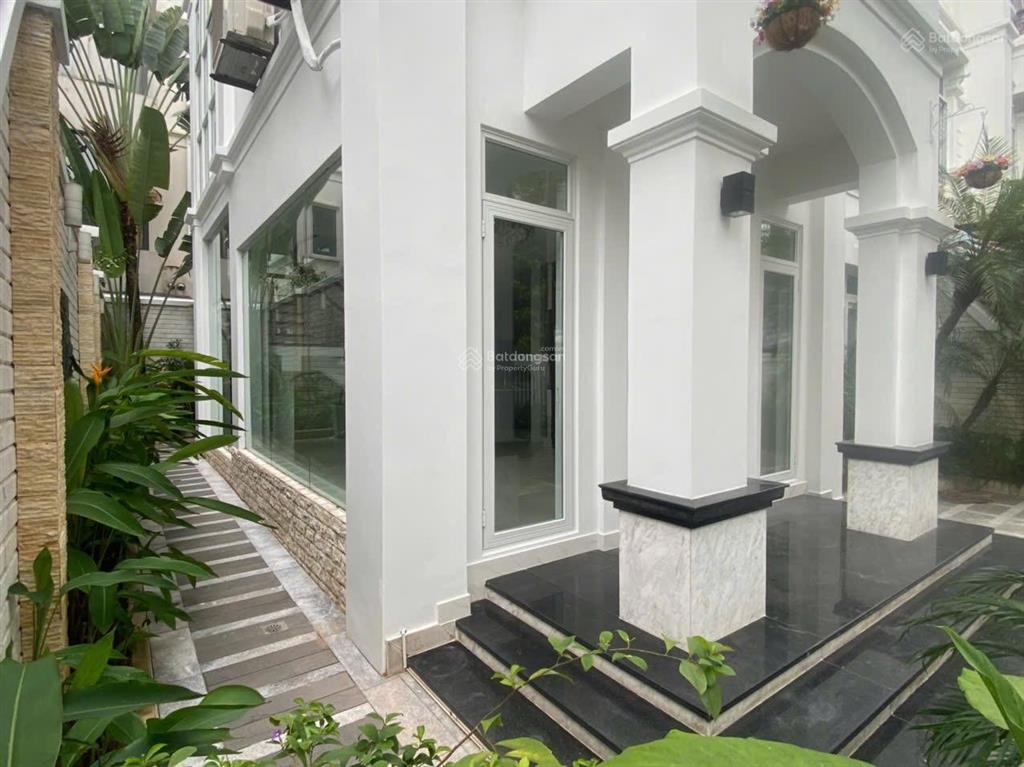 Cho thuê biệt thự  kđt ciputra  tây hồ  hà nội 0981 222 ***