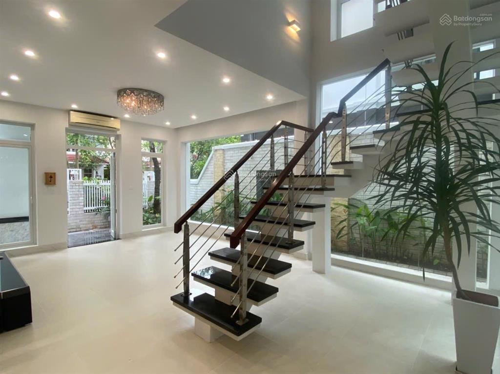 Cho thuê biệt thự  kđt ciputra  tây hồ  hà nội 0981 222 ***