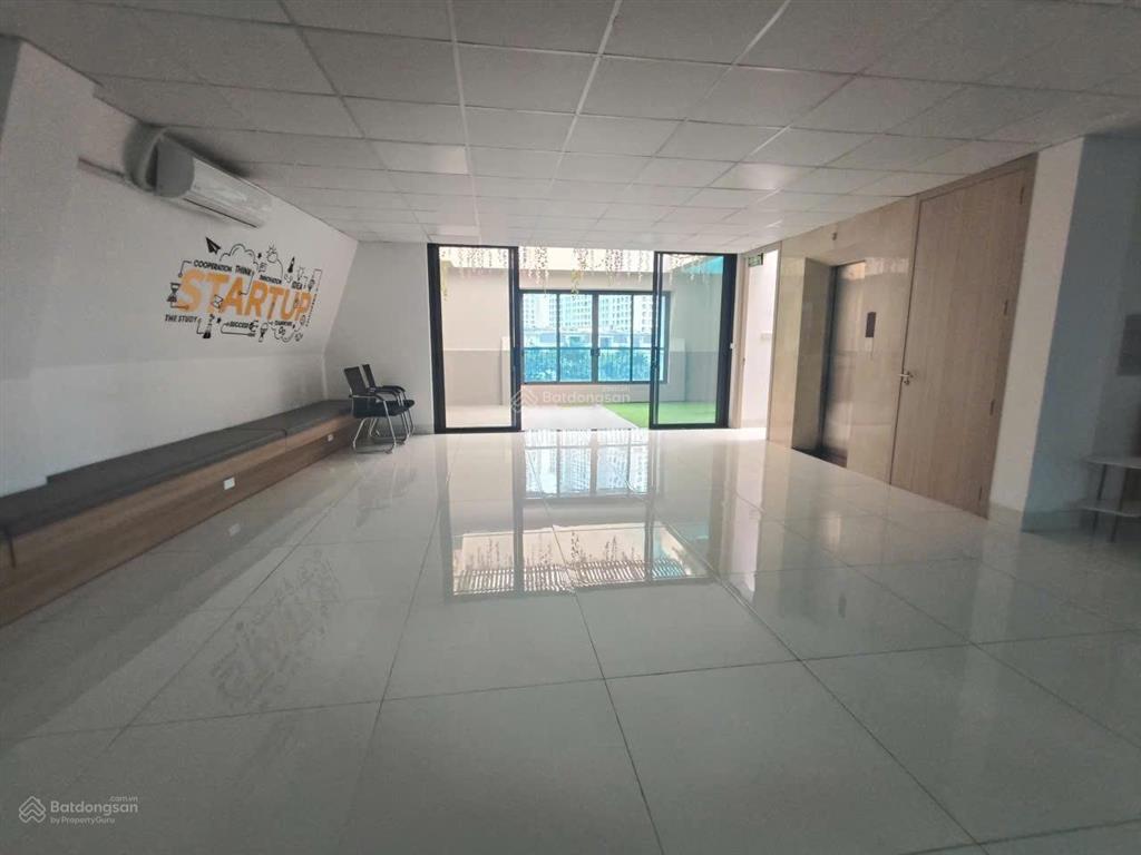 Cho thuê nhà 5 tầng có thang máy sunshine city kđt ciputra bắc từ liêm hà nội