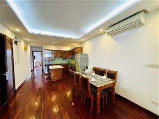 Cho thuê căn hộ 3 phòng ngủ cao cấp mặt hồ tây phố xuân diệu, tây hồ, hà nội